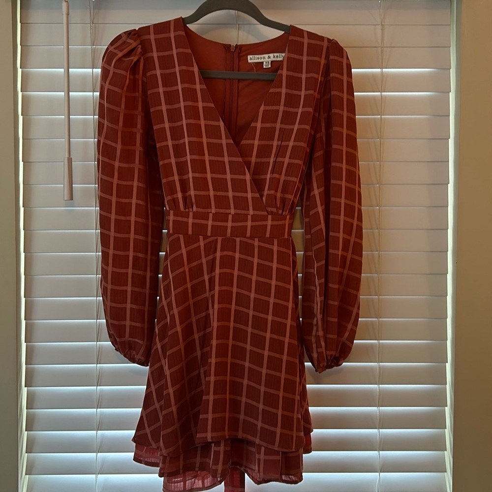 Allison & Kelly dress